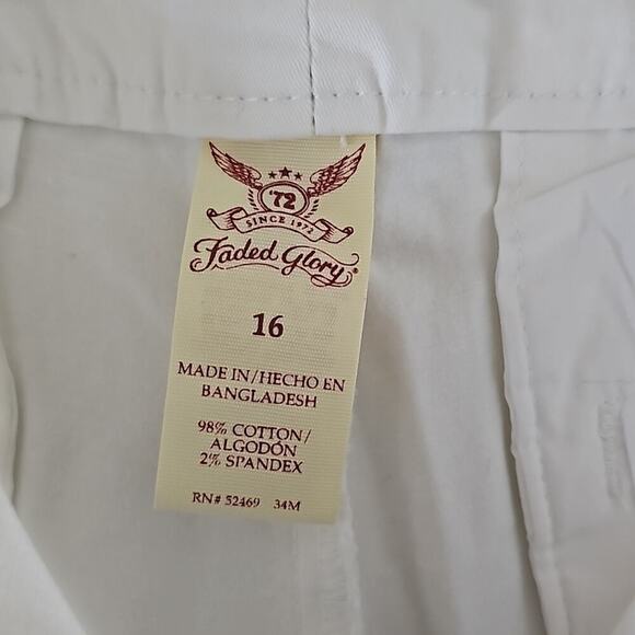 Faded Glory White Chino Bermuda Shorts 16 - Picture 2 of 6